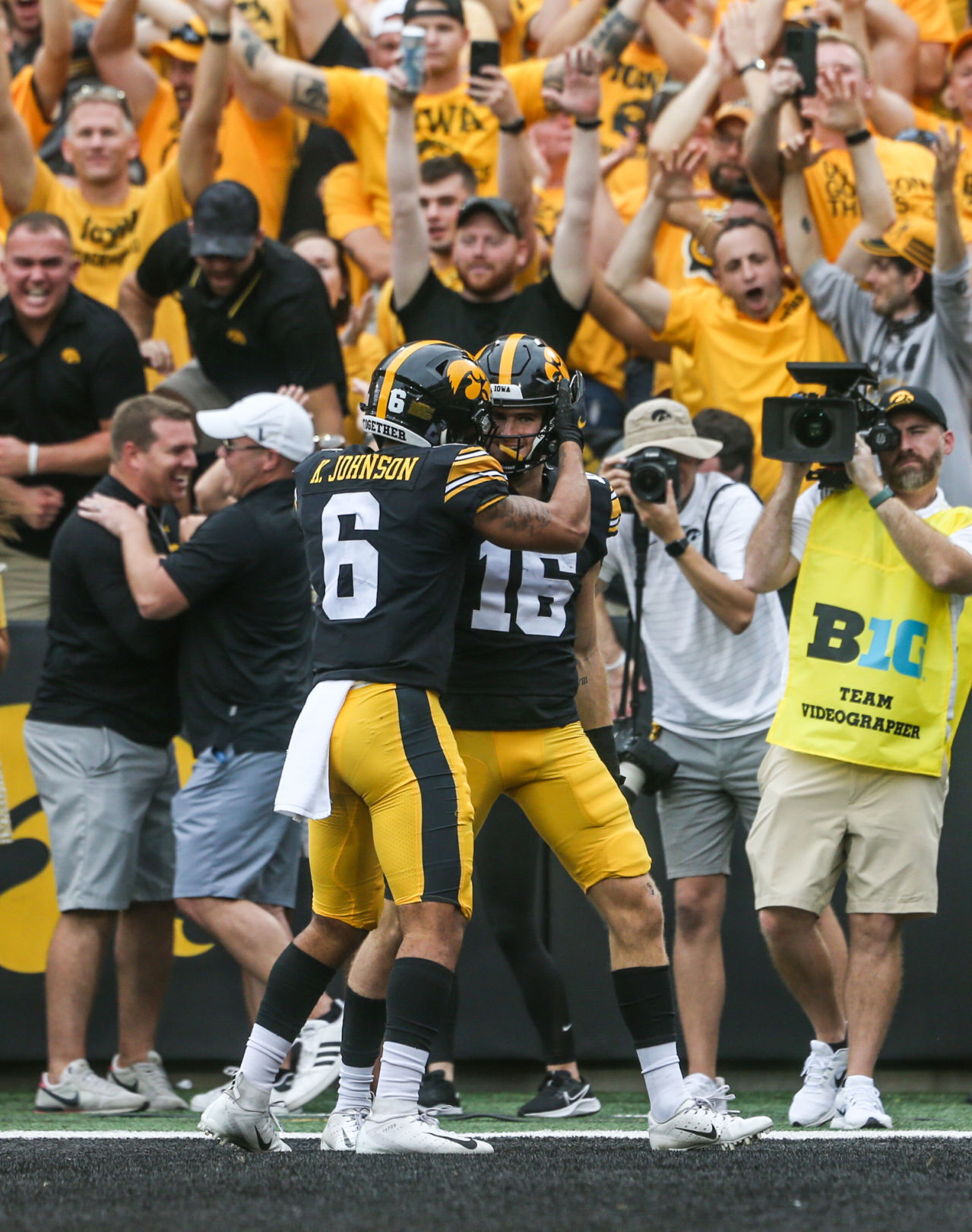 100921-qc-spt-iowa-fball-042